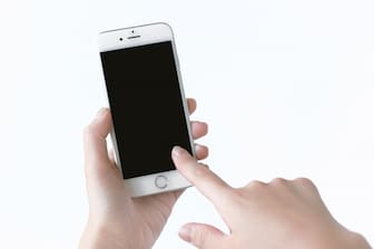 識者 「スマホやブラウザにパスワードを保存しないほうがいい」